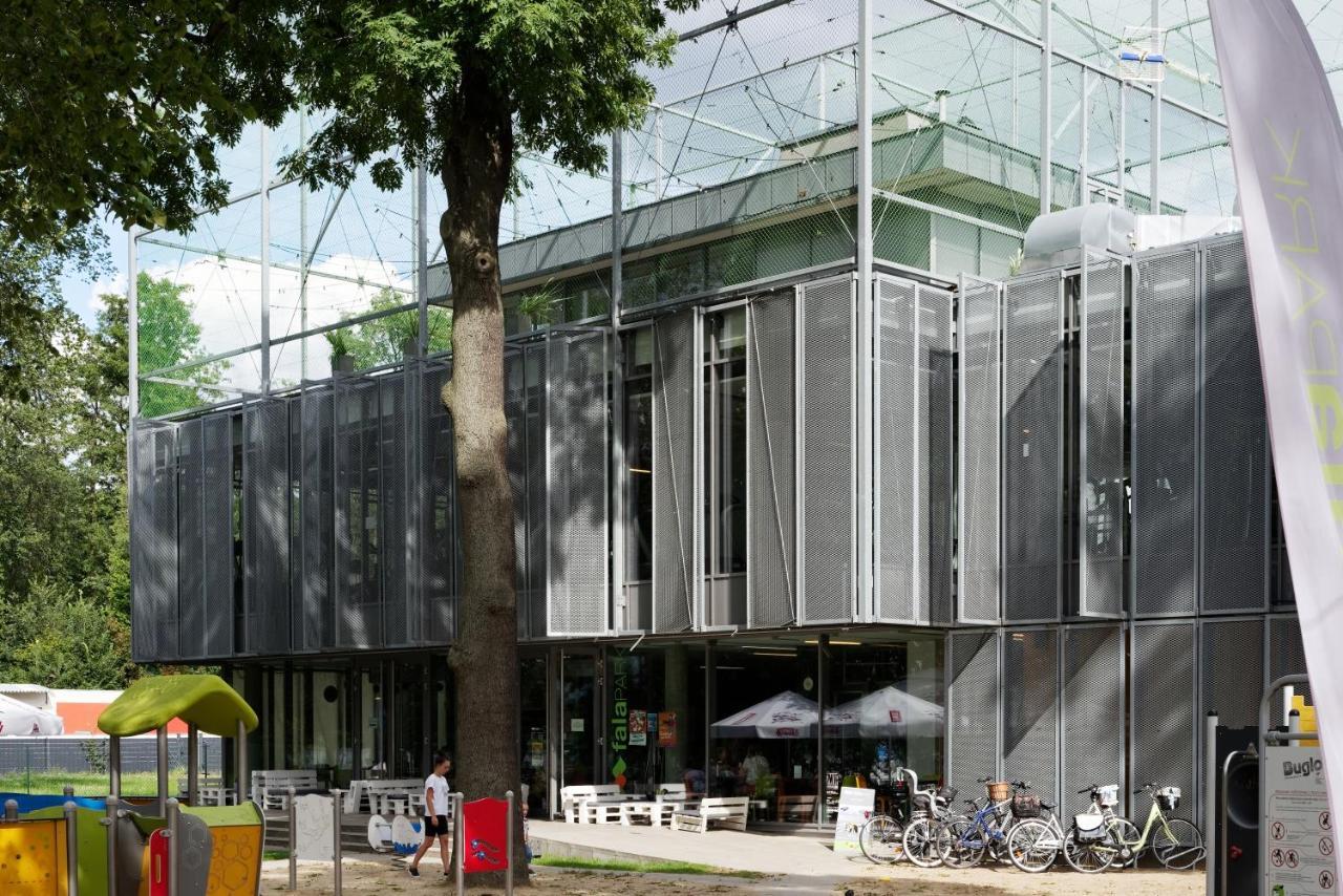 Fala Park Wolsztyn Exterior foto